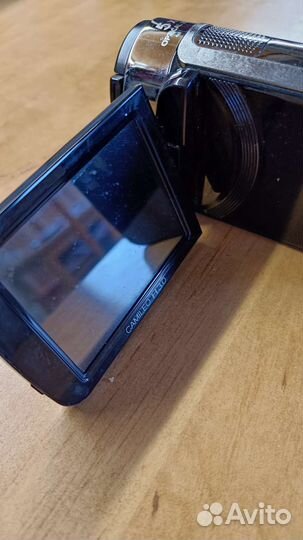 Цифровая видеокамера ручная