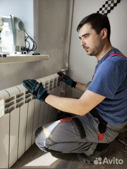 Услуги сантехника с профессиональным