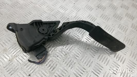 Педаль газа cadillac escalade 3 (2BA02NW01)