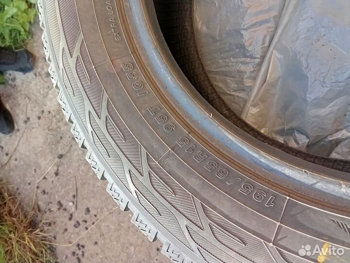 Yokohama IceGuard Stud IG65 195/65 R15