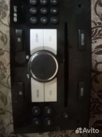 Штатная магнитола на Опель Зафира б