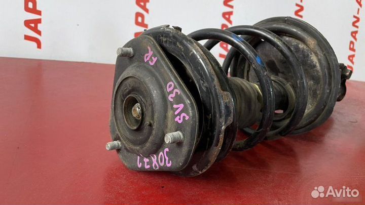 Стойка передняя правая Toyota Camry XV30 2.0 AT