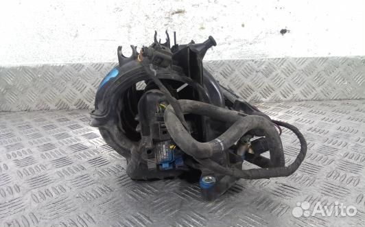 Впускной коллектор бензиновый volkswagen golf 5 (A