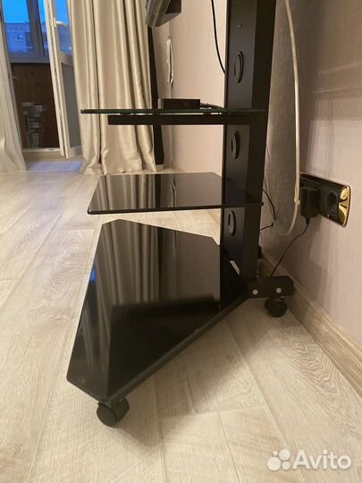 Телевизионная подставка