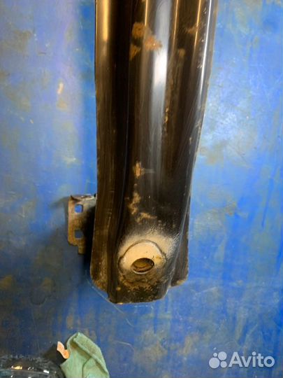 Усилитель бампера передний Volkswagen Polo 2T 2011