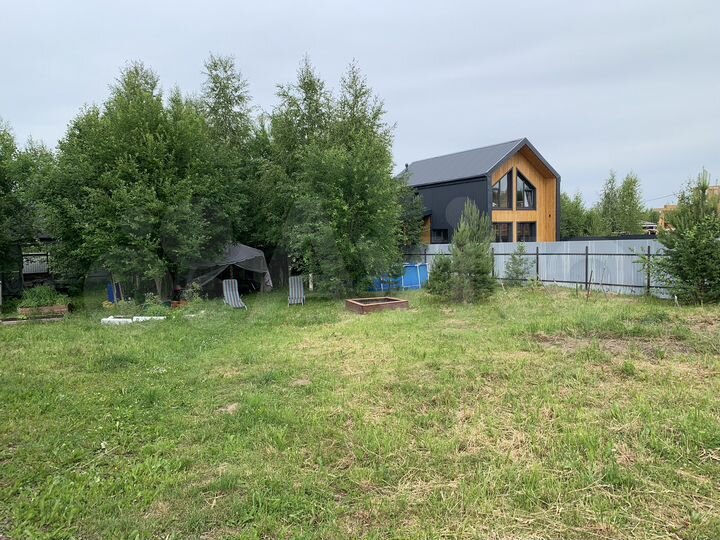 Дом 280 м² на участке 17 сот.