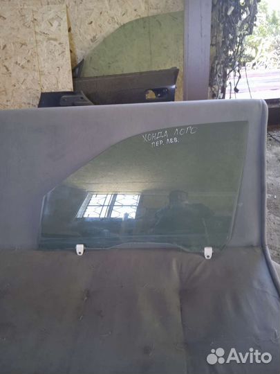 Стекло боковое переднее левое Хонда лого