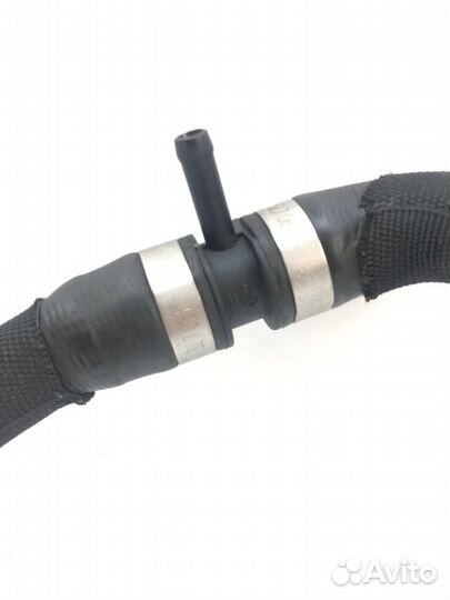 Патрубок системы охлаждения Mercedes-Benz Glc