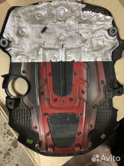Накладка на двигатель Ауди А8