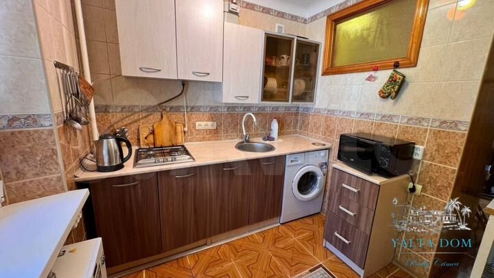 2-к. квартира, 45,7 м², 2/4 эт.