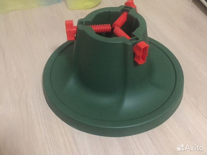 Подставка под елку