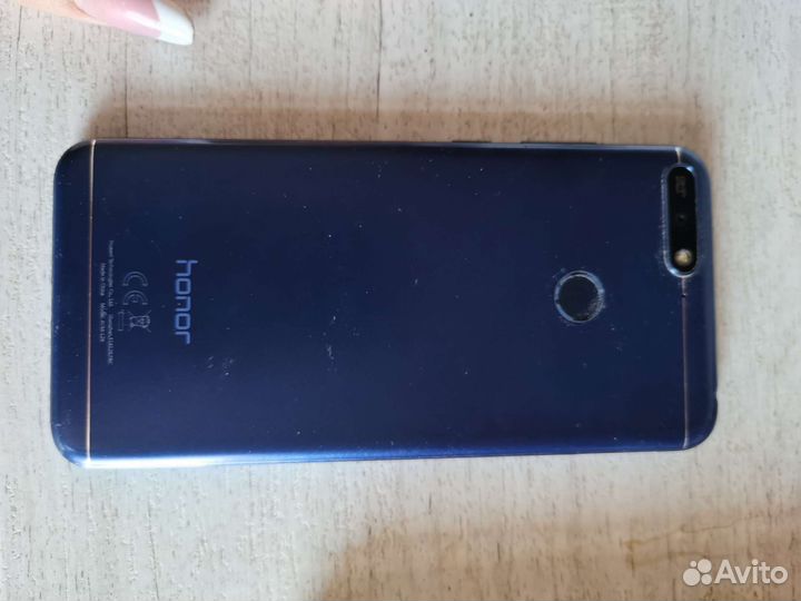 Телефон honor 7a pro