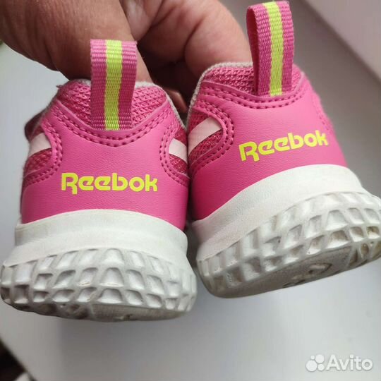 Кроссовки Reebok для девочки 27 размер