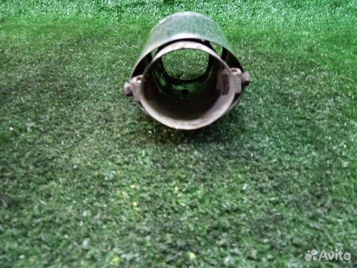 Насадка на глушитель Toyota Ipsum SXM10 3SFE