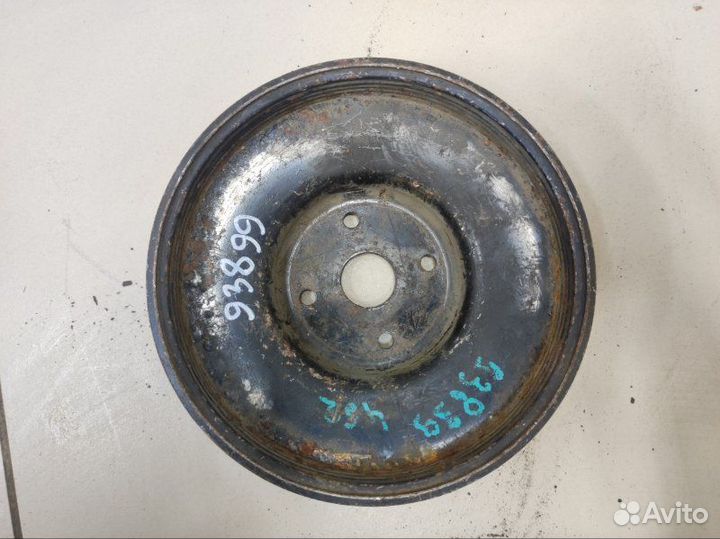 Шкив водяного насоса Mitsubishi Pajero Sport 1