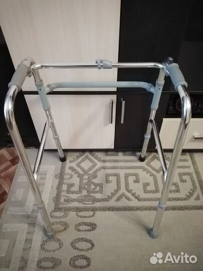 Ходунки для взрослых