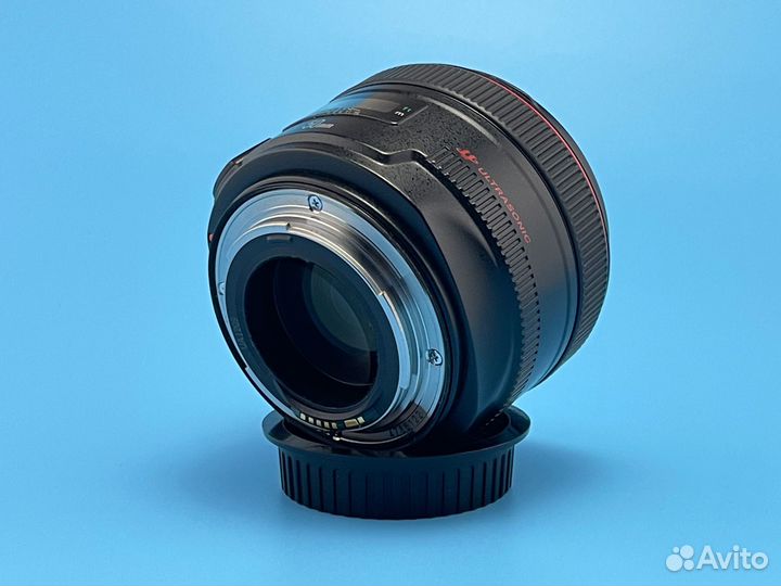 Canon EF 50mm f/1.2L USM
