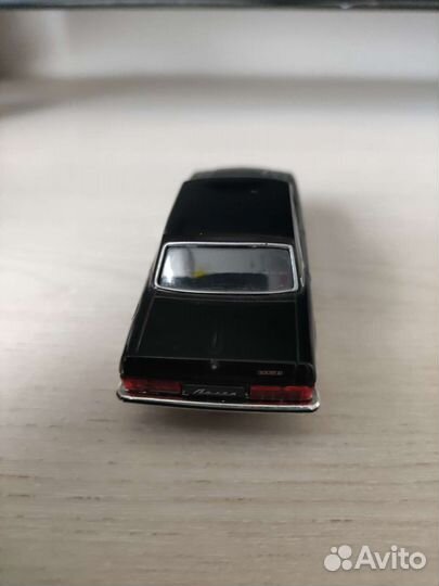 Модель автомобиля газ-3102 Волга