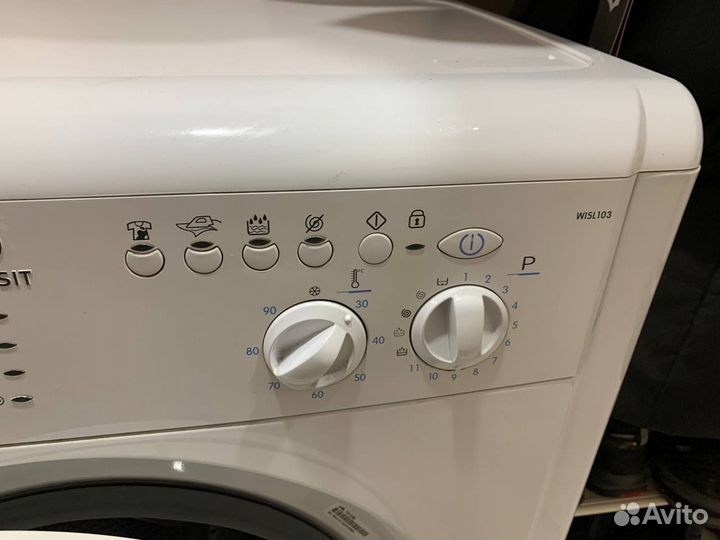 Стиральная машина Indesit wisl 103