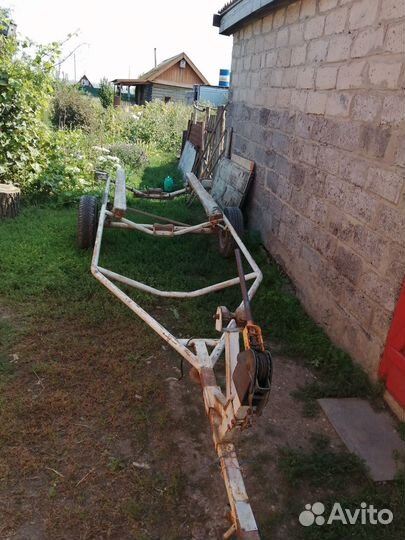 Лодочный прицеп