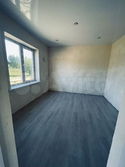 Дом 100 м² на участке 5 сот.