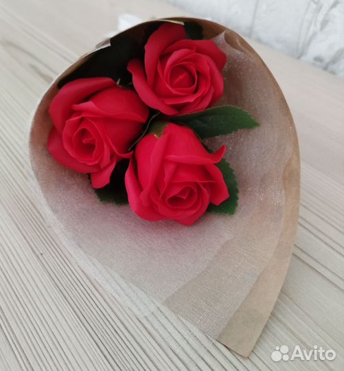 Мини букетик из мыльных роз