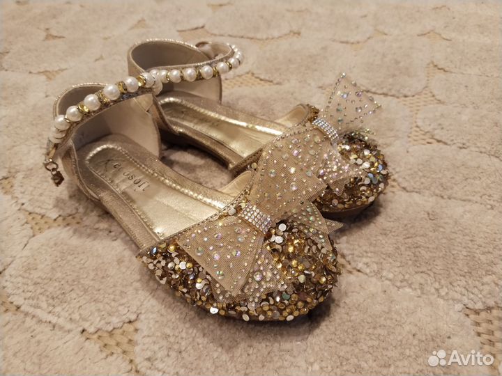 Туфли для девочки