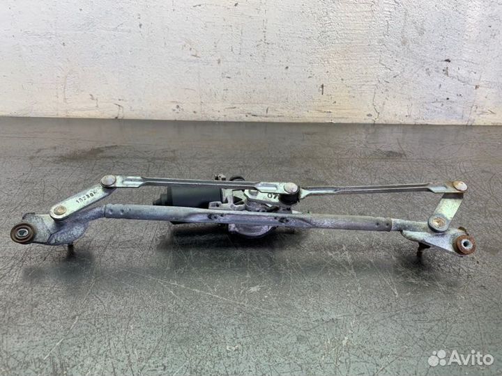 Трапеция дворников с двигателем Toyota Avensis