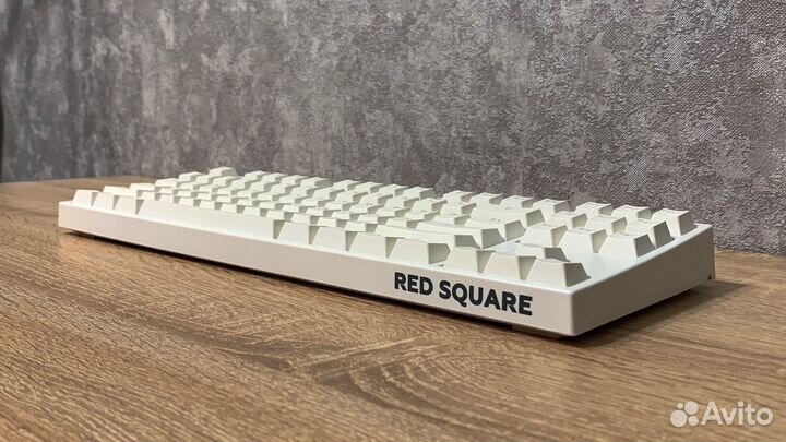 Red Square Keyrox tkl Classic WH