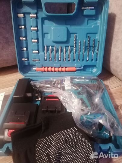 Дрель шуруповерт makita