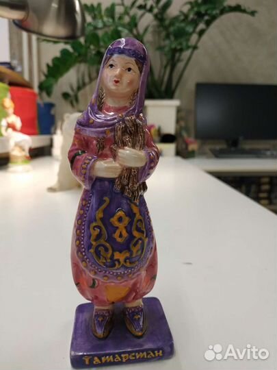 Статуэтка керамика