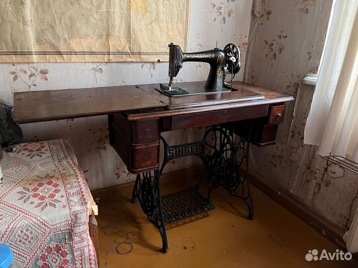 Швейная машинка Singer ножная в рабочем состоянии
