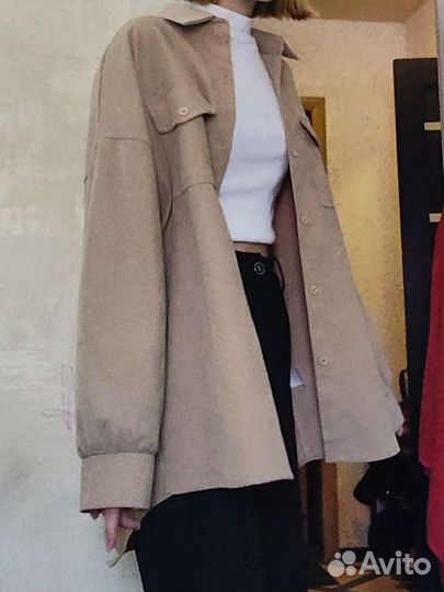 Бежевая рубашка