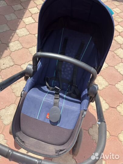 Прогулочная коляска