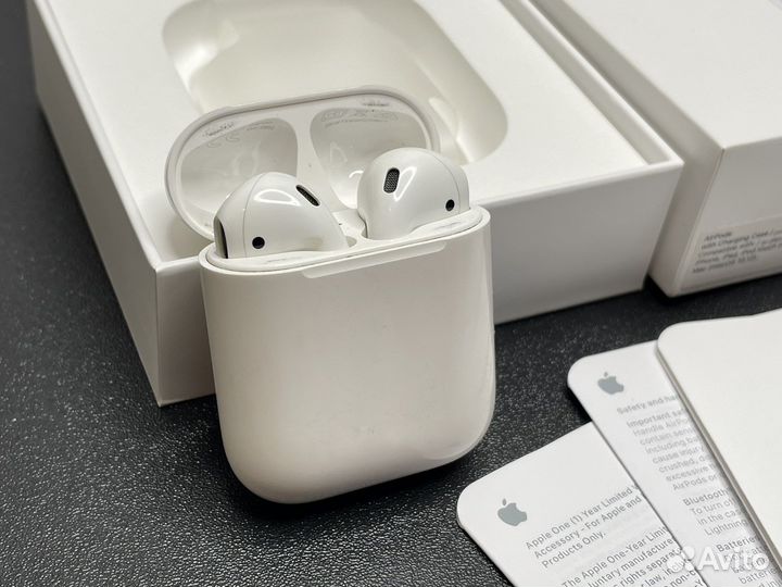 Беспроводные наушники apple airpods 1