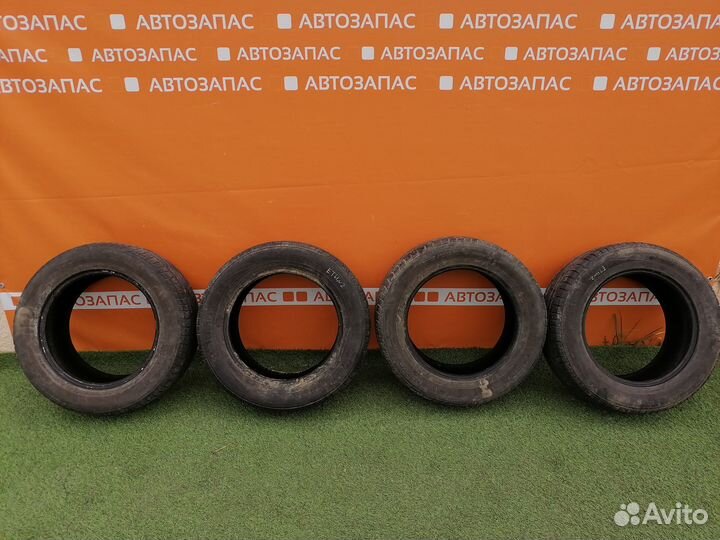 Nokian Tyres All Weather+ 215/60 R16