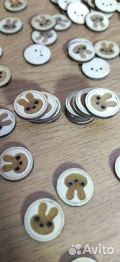 Пуговицы деревянные ручной работы