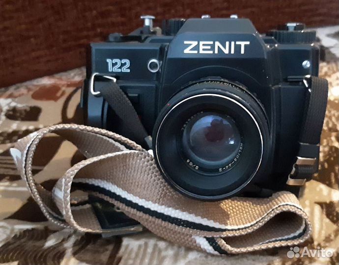 Два плёночных фотоаппарата