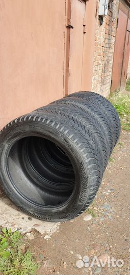 Nokian Tyres Hakkapeliitta 8 SUV 275/50 R20