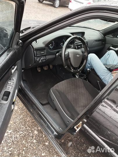 LADA Priora 1.6 МТ, 2015, 200 000 км