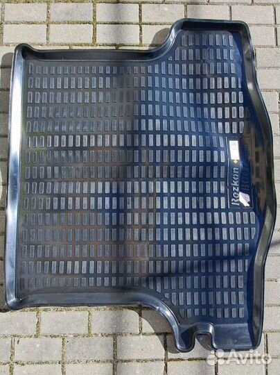 Коврика багажника Renault Logan 2