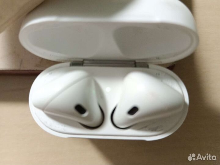 Airpods 2