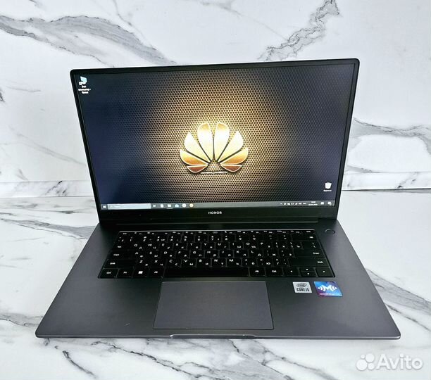 Honor MagicBook x15