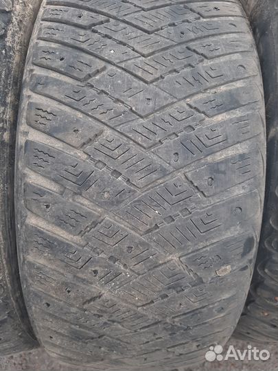 Goodyear Ultragrip Ice Arctic 225/50 R17 98T