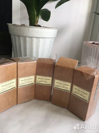 Парфюм новый с повреждением