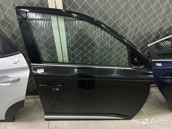Дверь передняя правая mitsubishi outlander III
