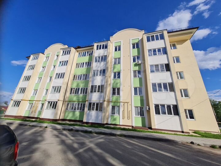 3-к. квартира, 73,8 м², 2/5 эт.
