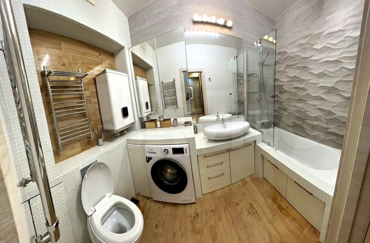 2-к. квартира, 56 м², 5/17 эт.