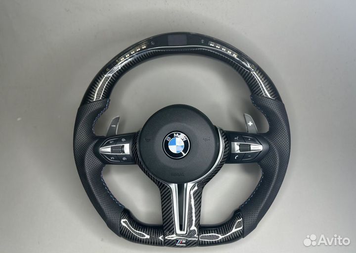 Руль BMW F10 M5 F01 F06 M6 F12 F13 карбон тахометр