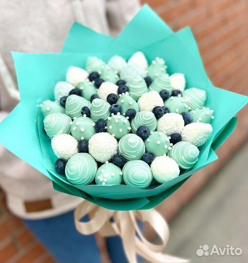 Съедобный букет, клубника в шоколаде